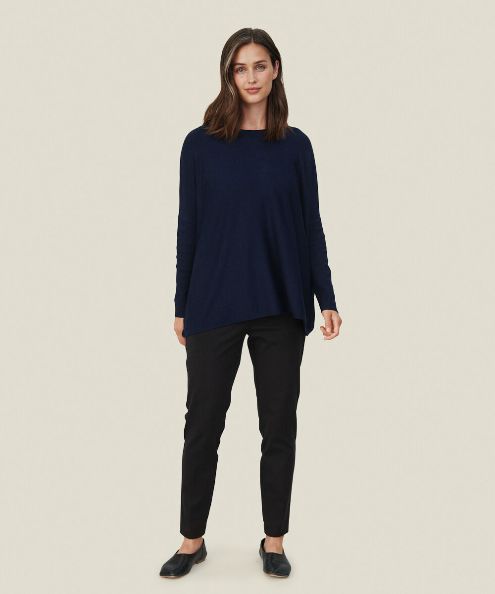 Fanasi Topp, Navy