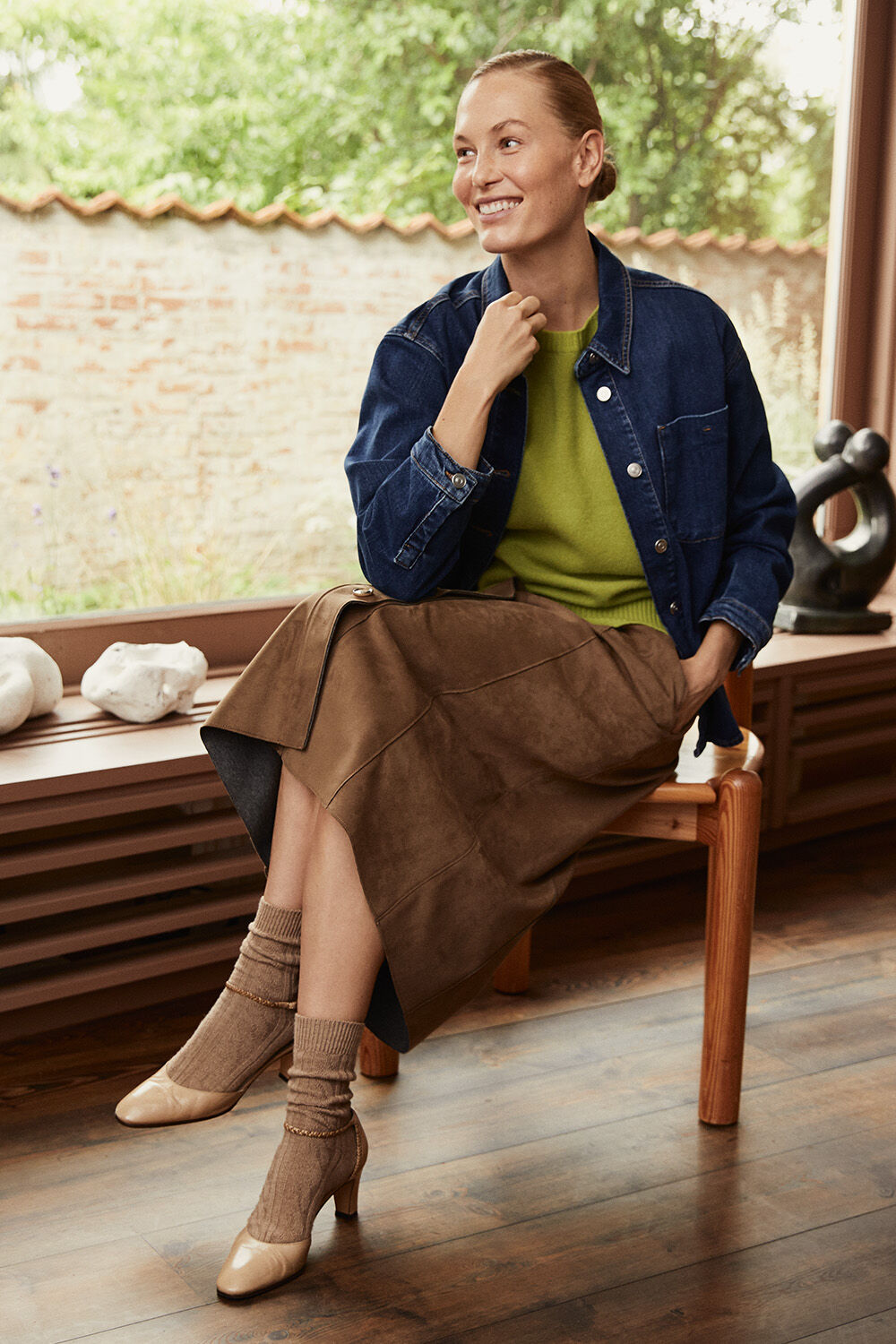 Ivelora Skjorta - Medium Denim, Fallan Topp - B Chartreuse, Synnora Kjol - Otter